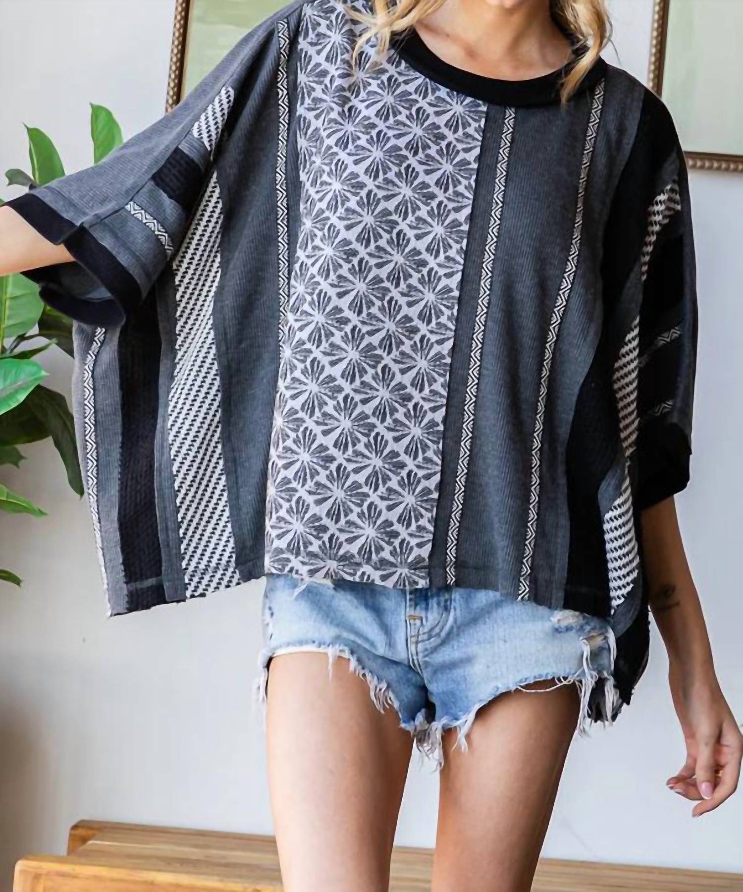 Oli & Hali - Overszied Striped Shirt