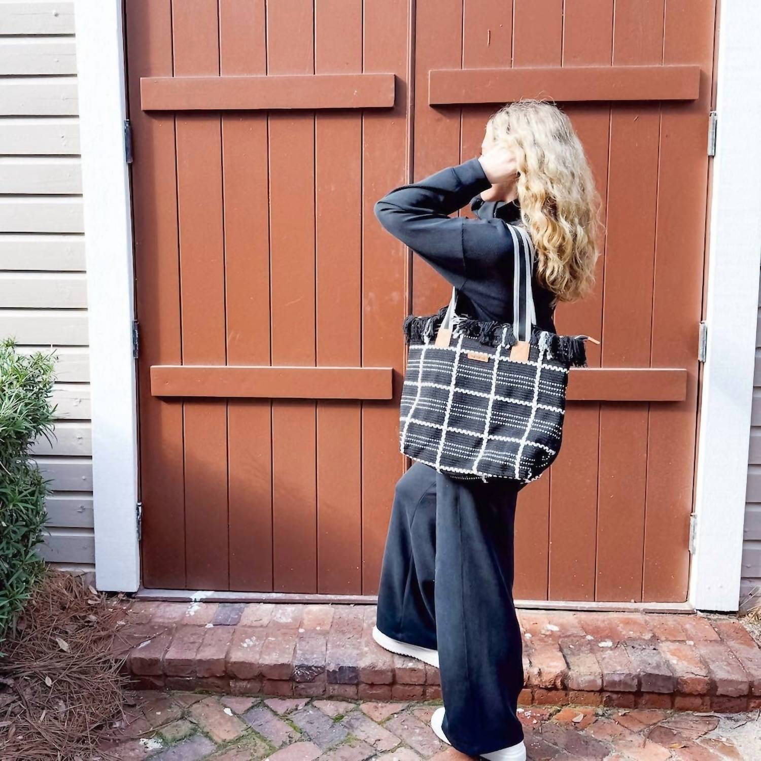 Pretty Simple - Women's Fae Fringe Tote Bag