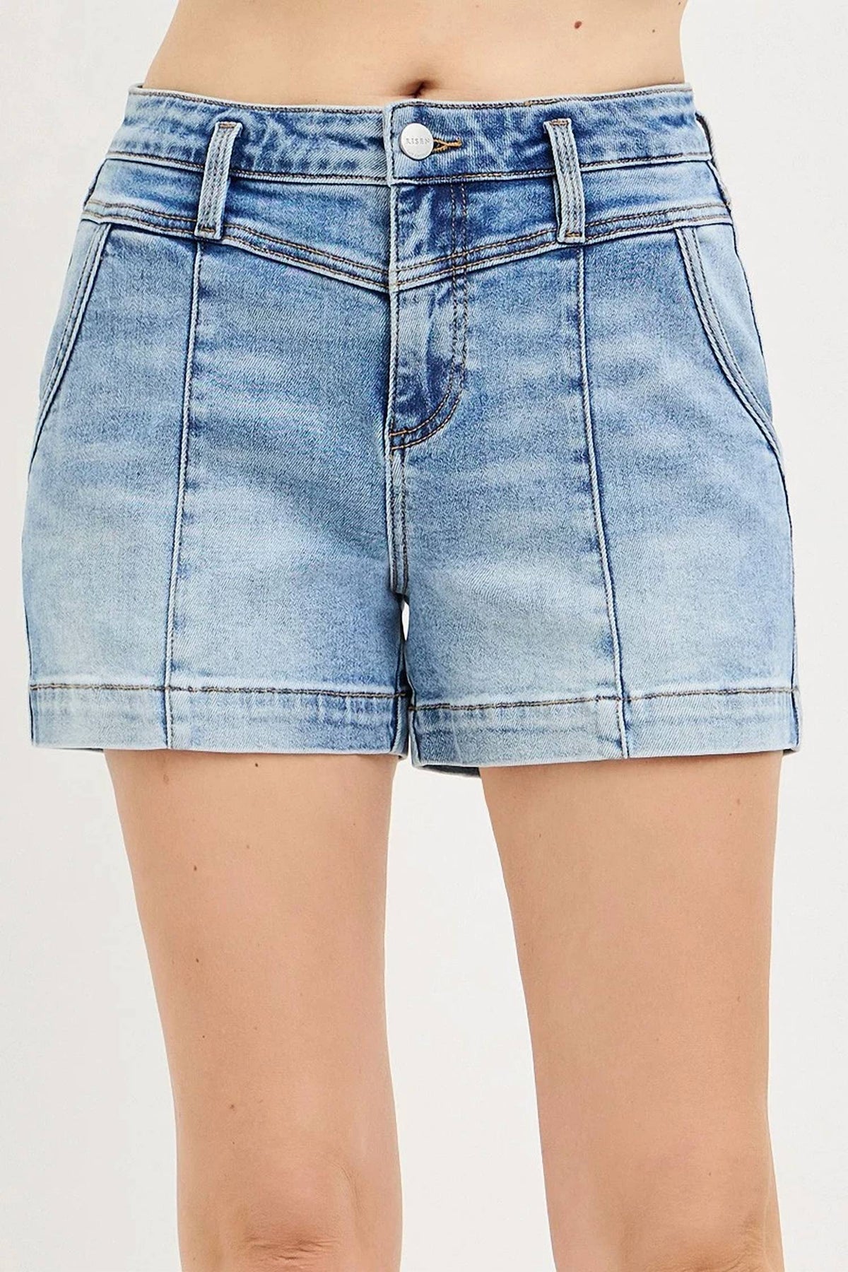 Risen - Slouchy Flap Back Pockets Shorts
