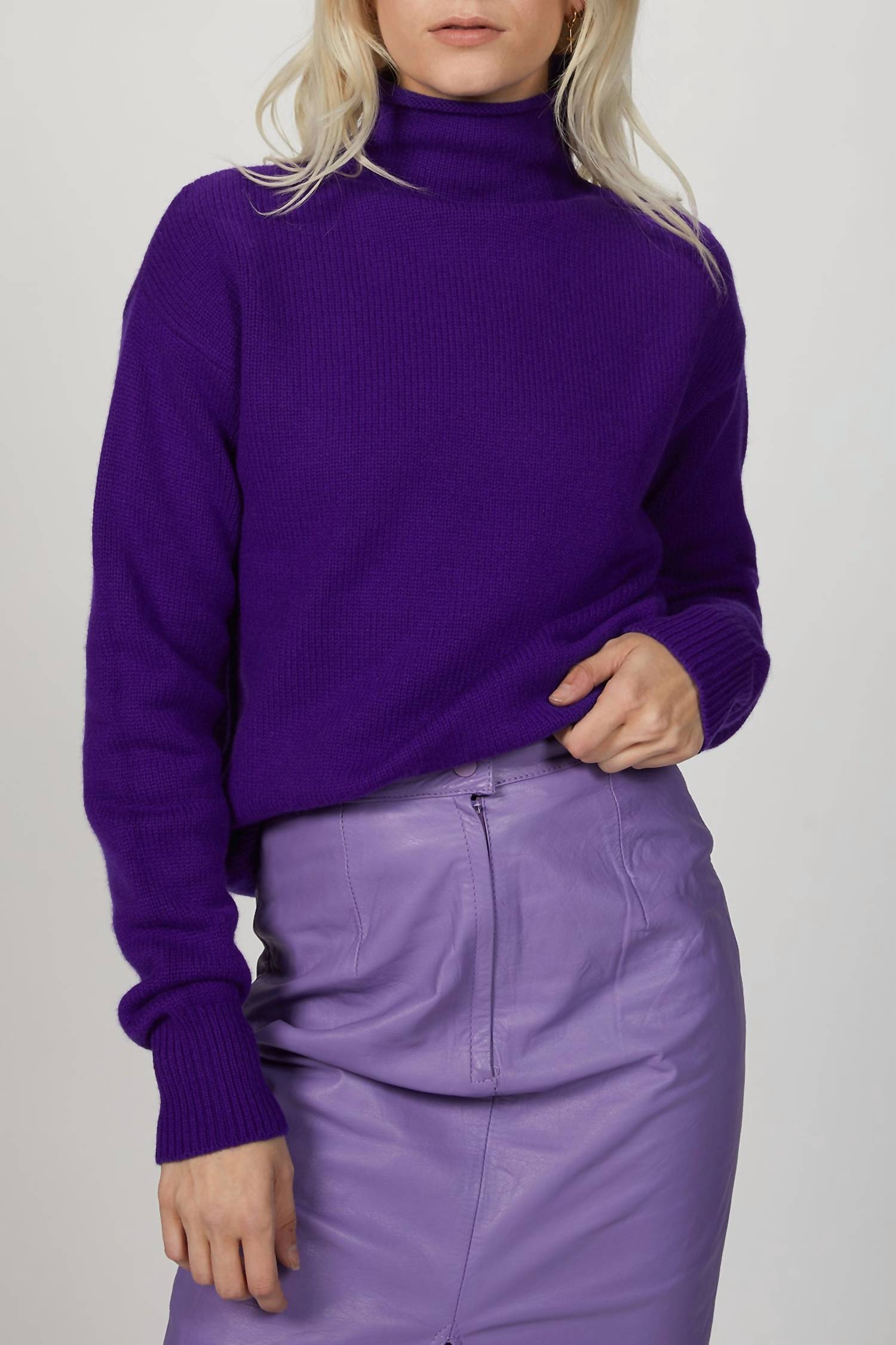 PURE CASHMERE SWEATER