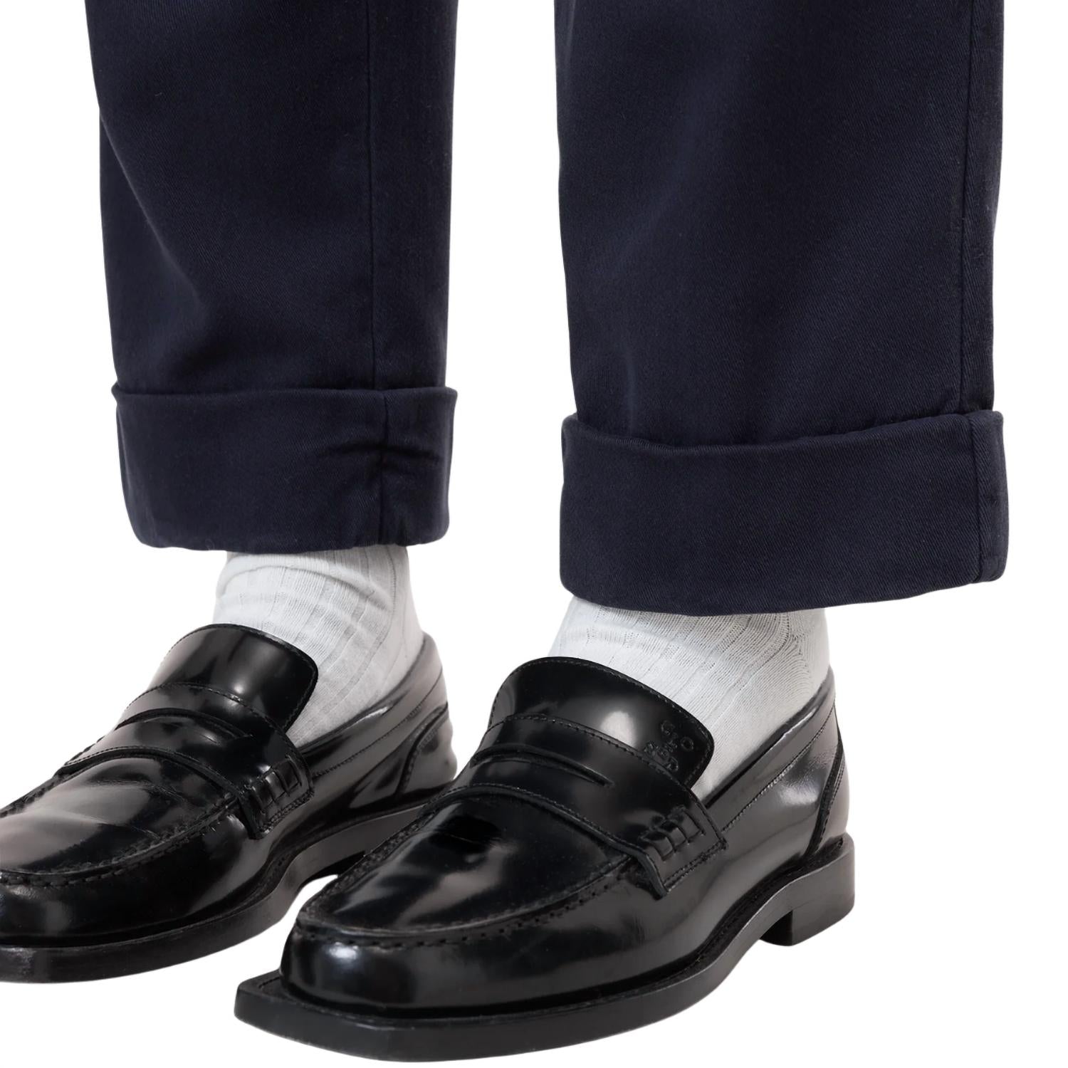 Closed - Sondra Pant