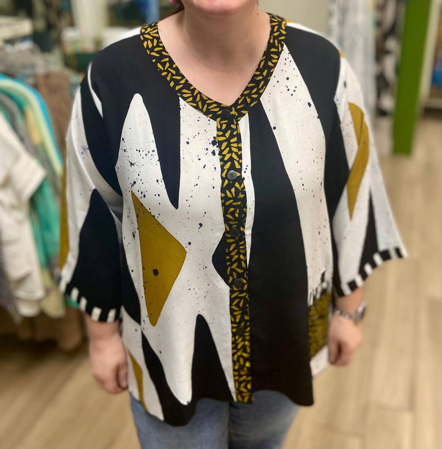 Iguana Lider - Hourglass Three Quarter Sleeve Top