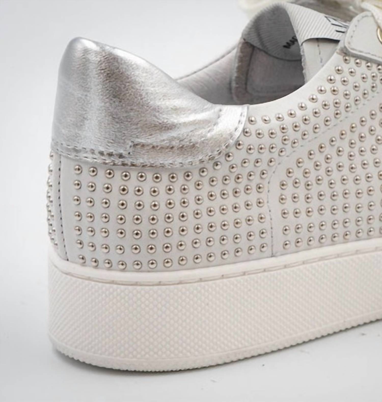 WOMEN'S ALEC X SNEAKER