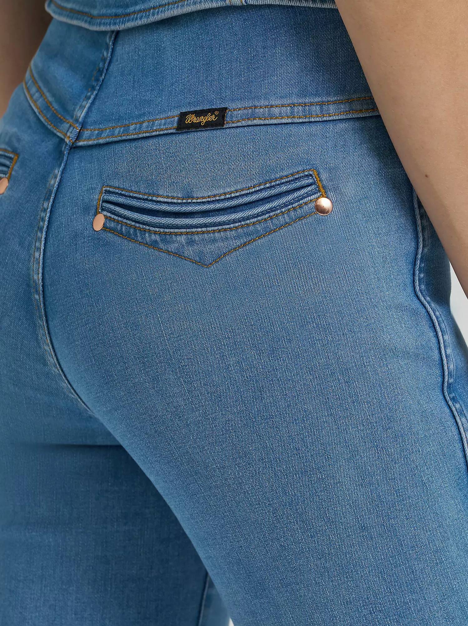 Wrangler - Pull On Flare Jeans