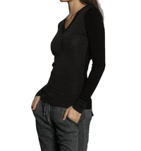 Skinny Rib Vee Pullover
