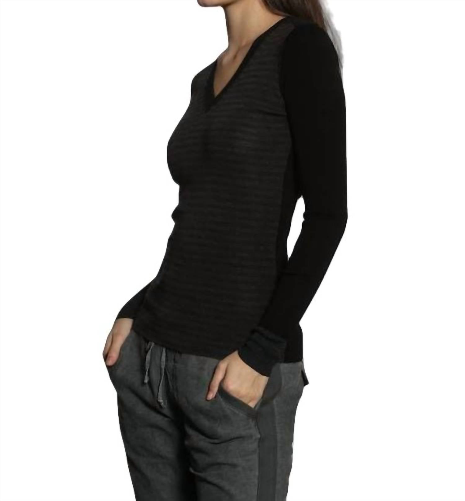 Skinny Rib Vee Pullover