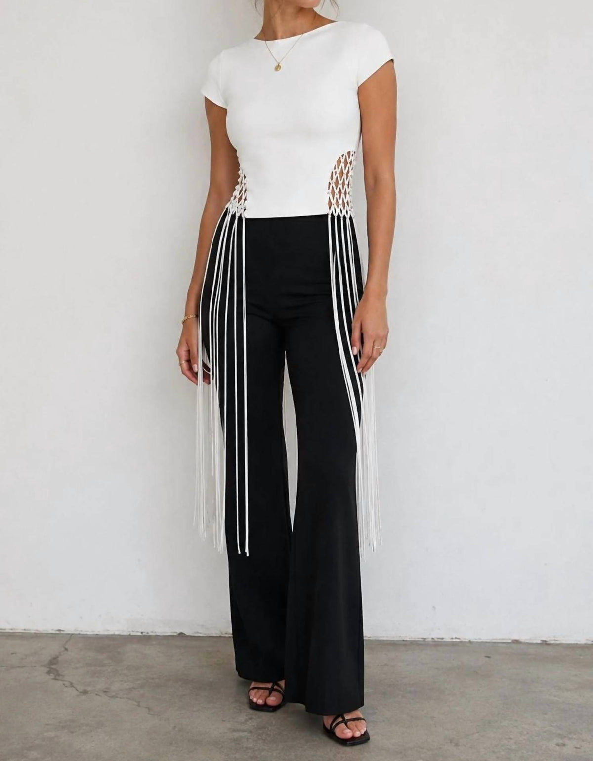 Akalia - Leona Fringe Top