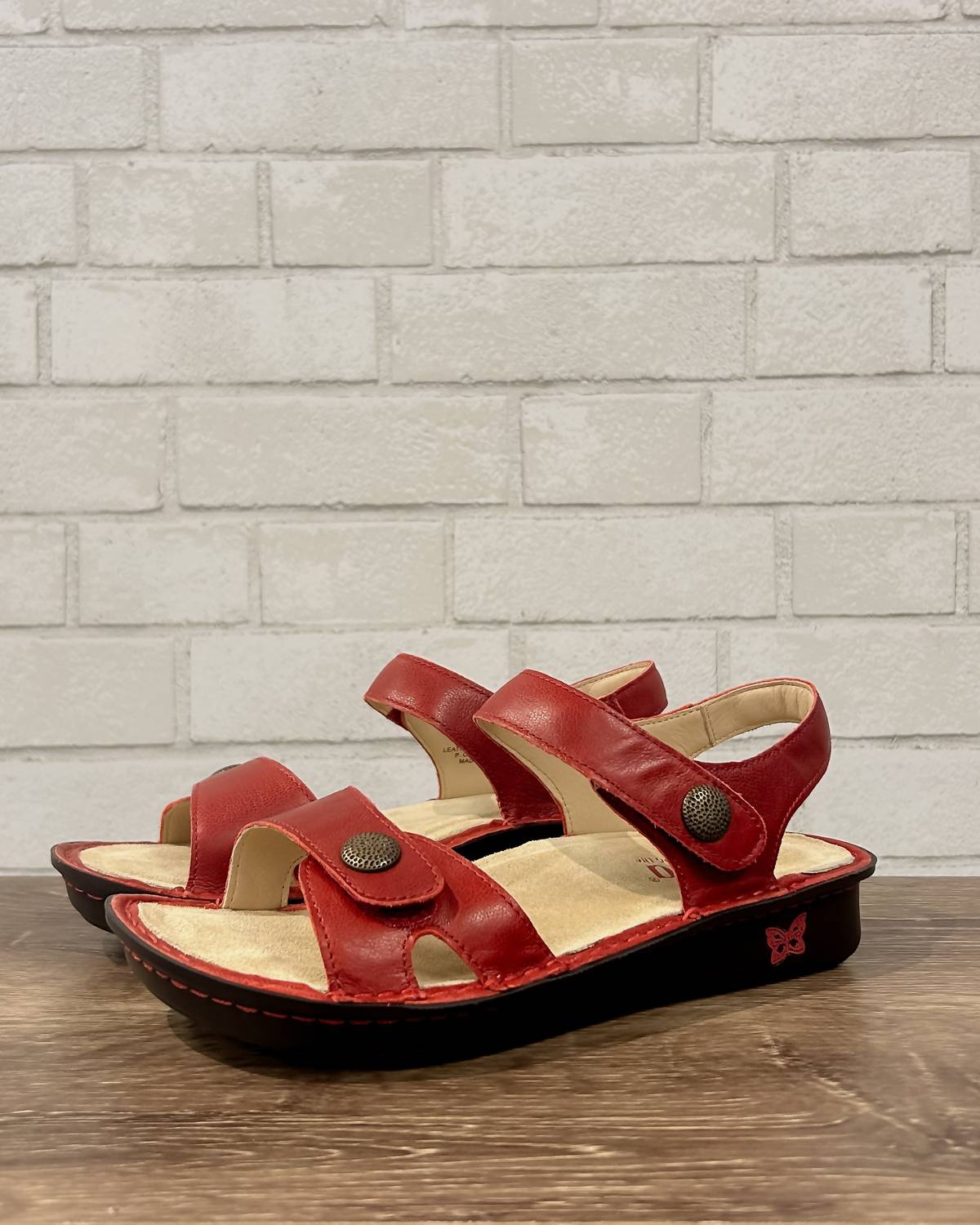 Alegria - Women's Vienna Sandal - leather - red - sandals