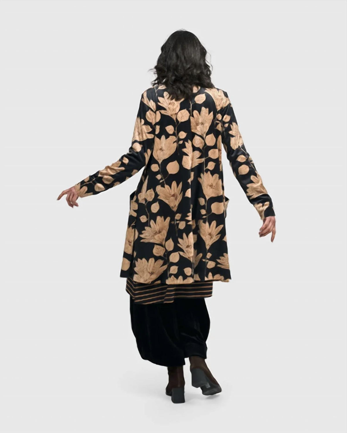 Alembika - Velvet Smoking Jacket