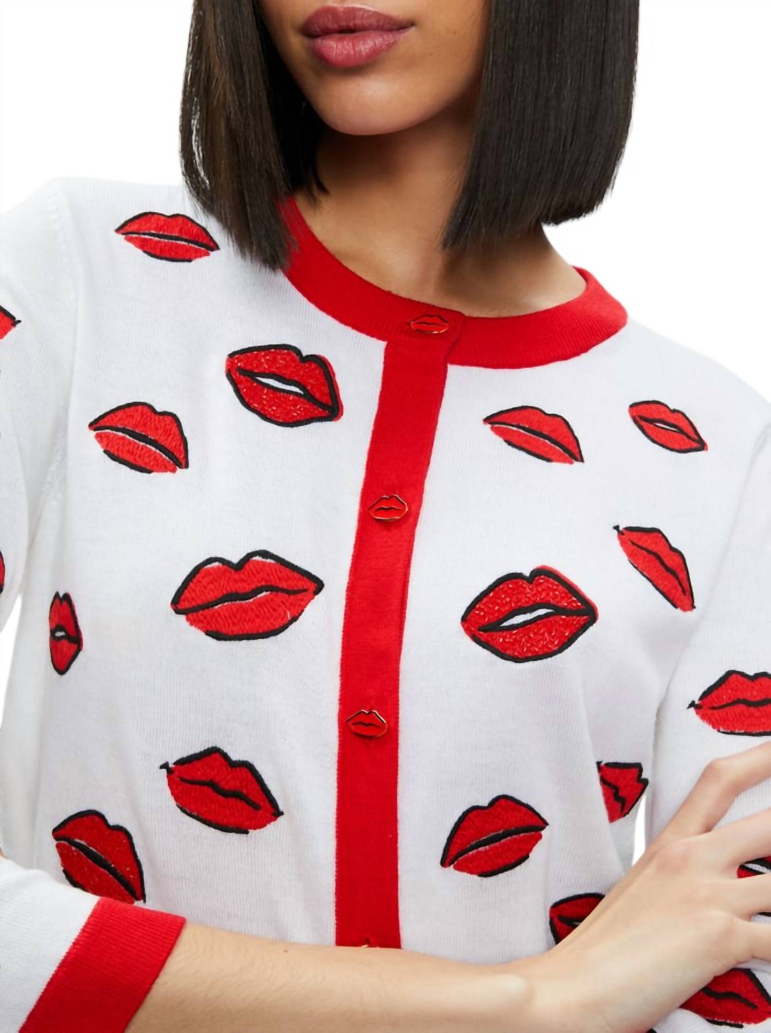 Alice + Olivia - Daroda Kiss Crewneck Cropped Cardigan - cardigans - clothing - graphic