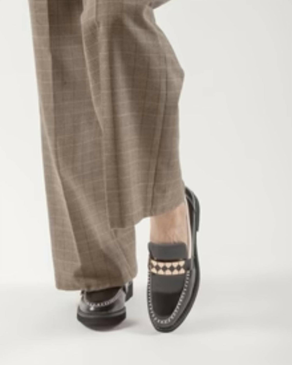 All Black - Women's Clip & Stitch Loafer