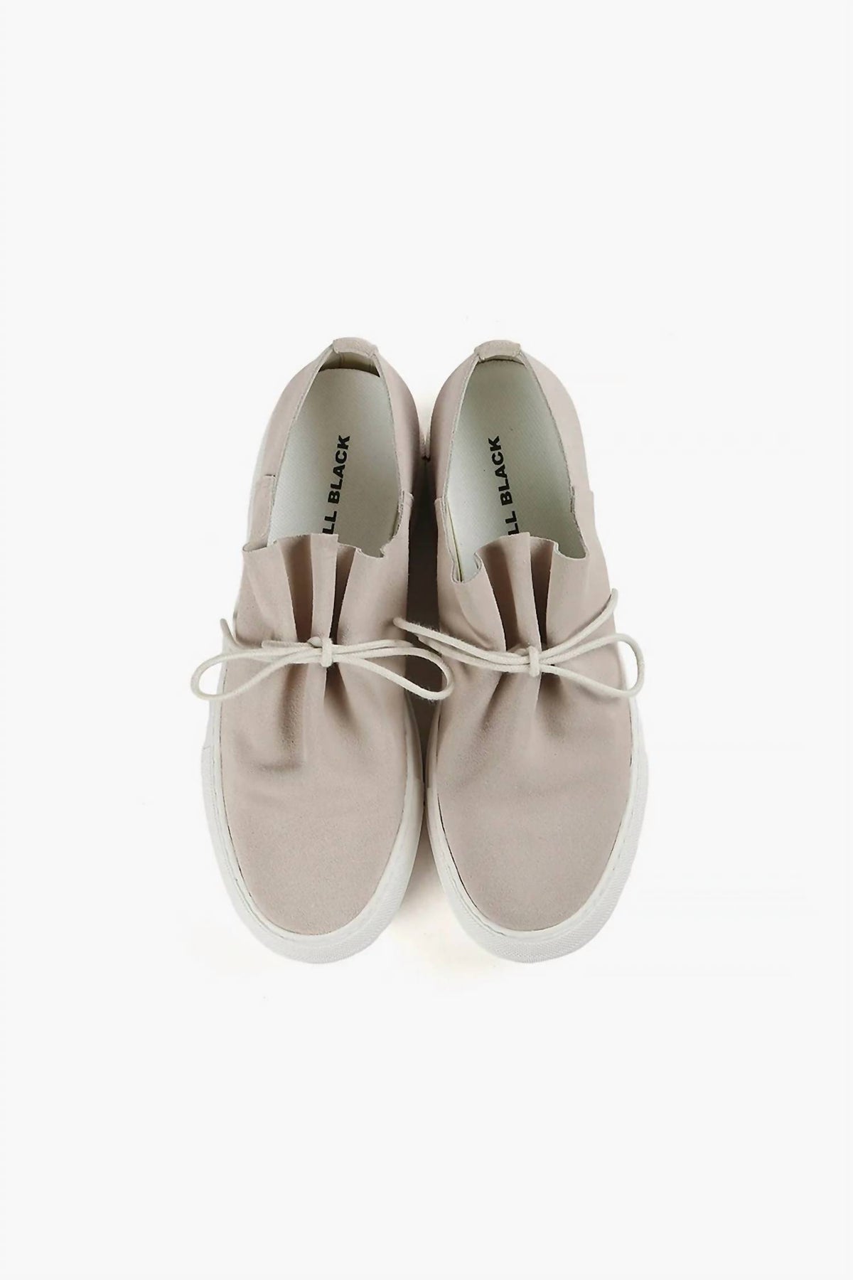 All Black - Women's Gathered Sneaker