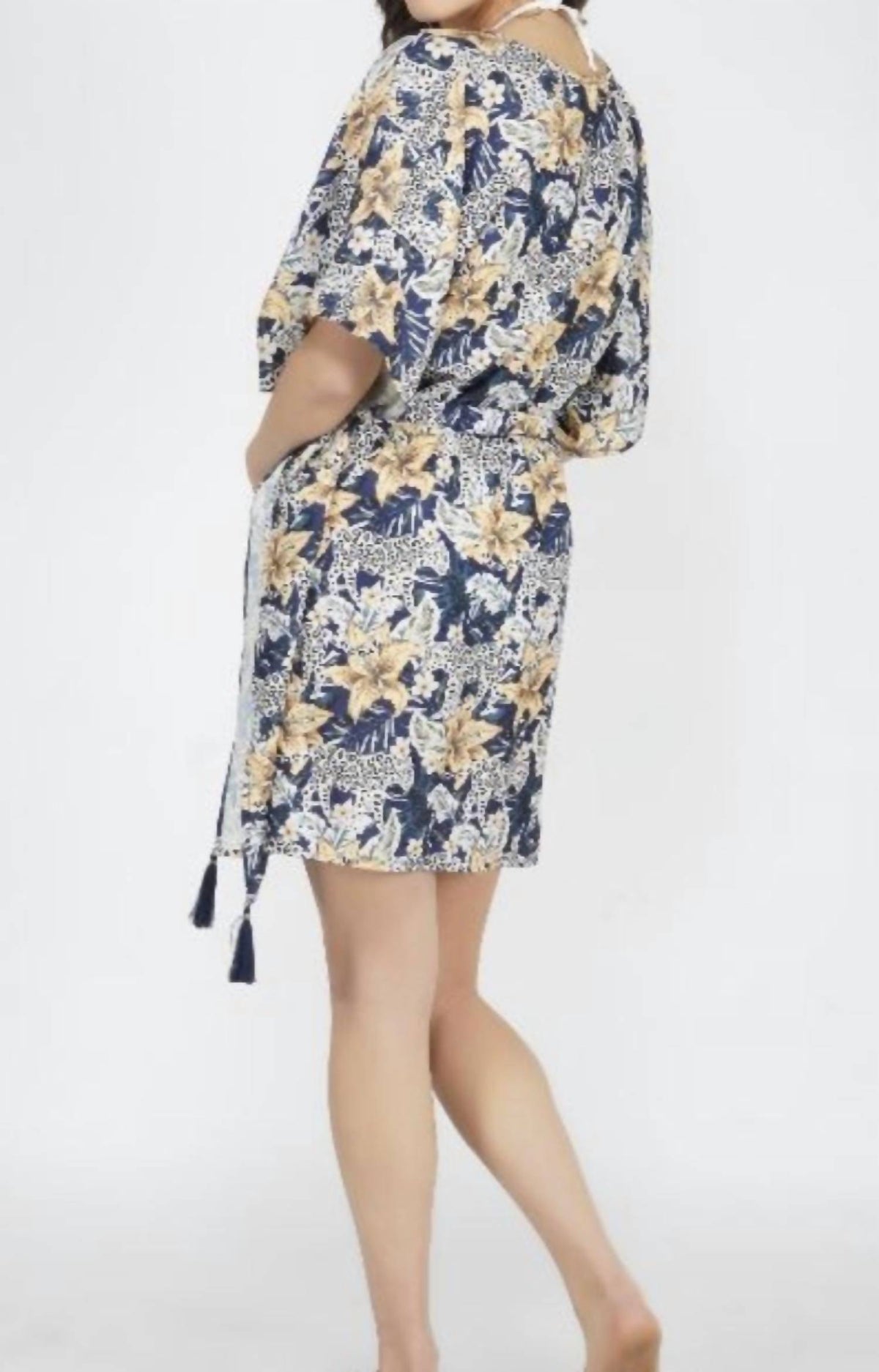 America & Beyond - Wild Flowers Kimono