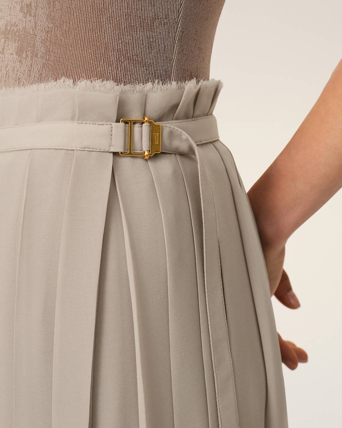 Ami - Long Pleated Skirt