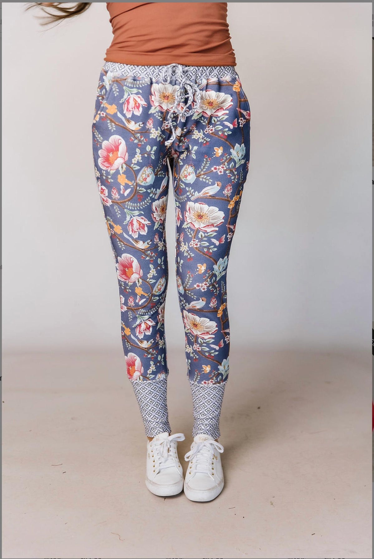 Ampersand Ave - Dancing Floral Joggers