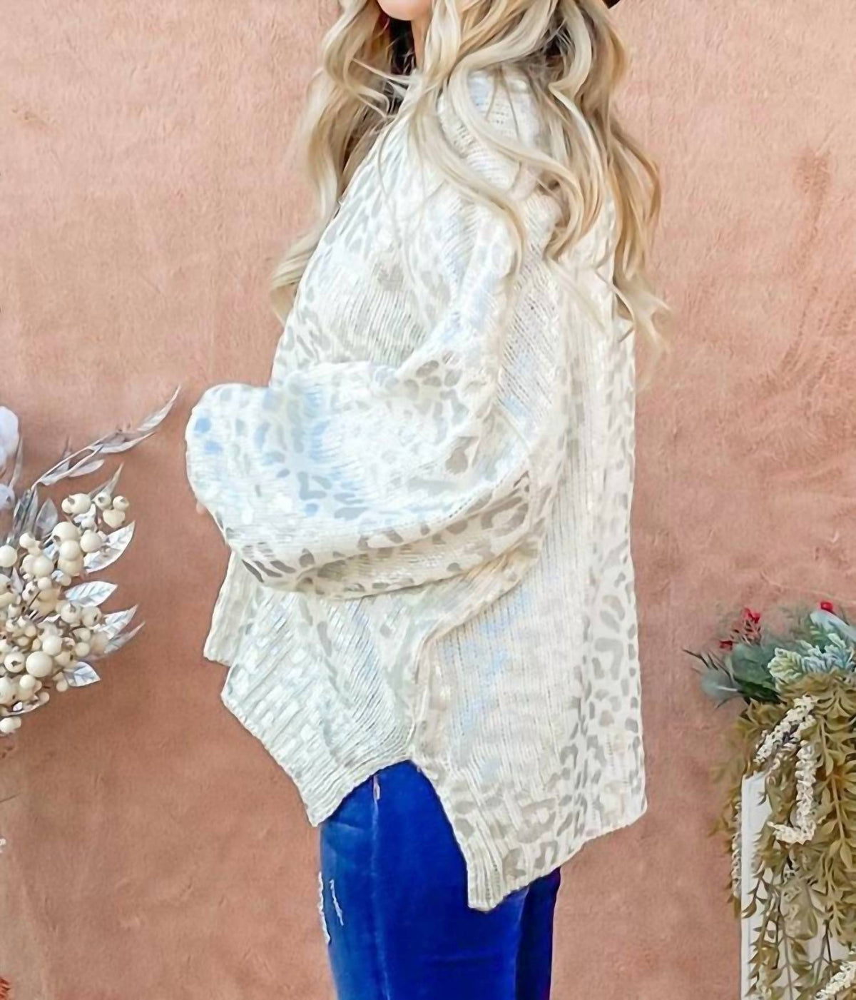And The Why - Leopard Printed Balloon Sleeve Pullover Sweater