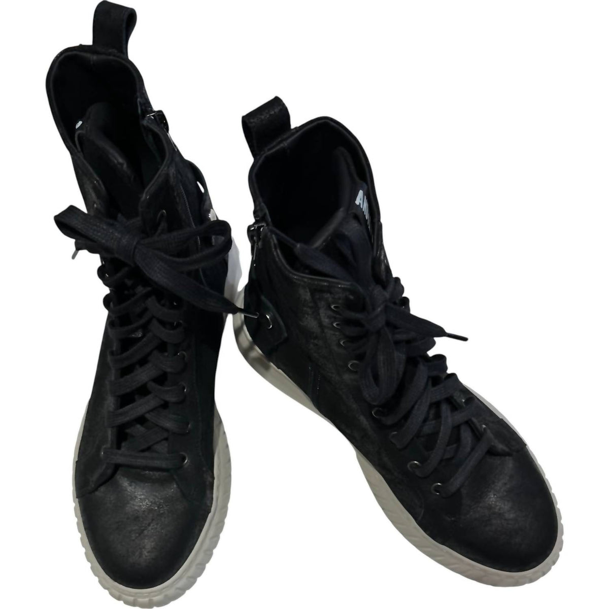 Andia Fora - Women's High Top Sneakers