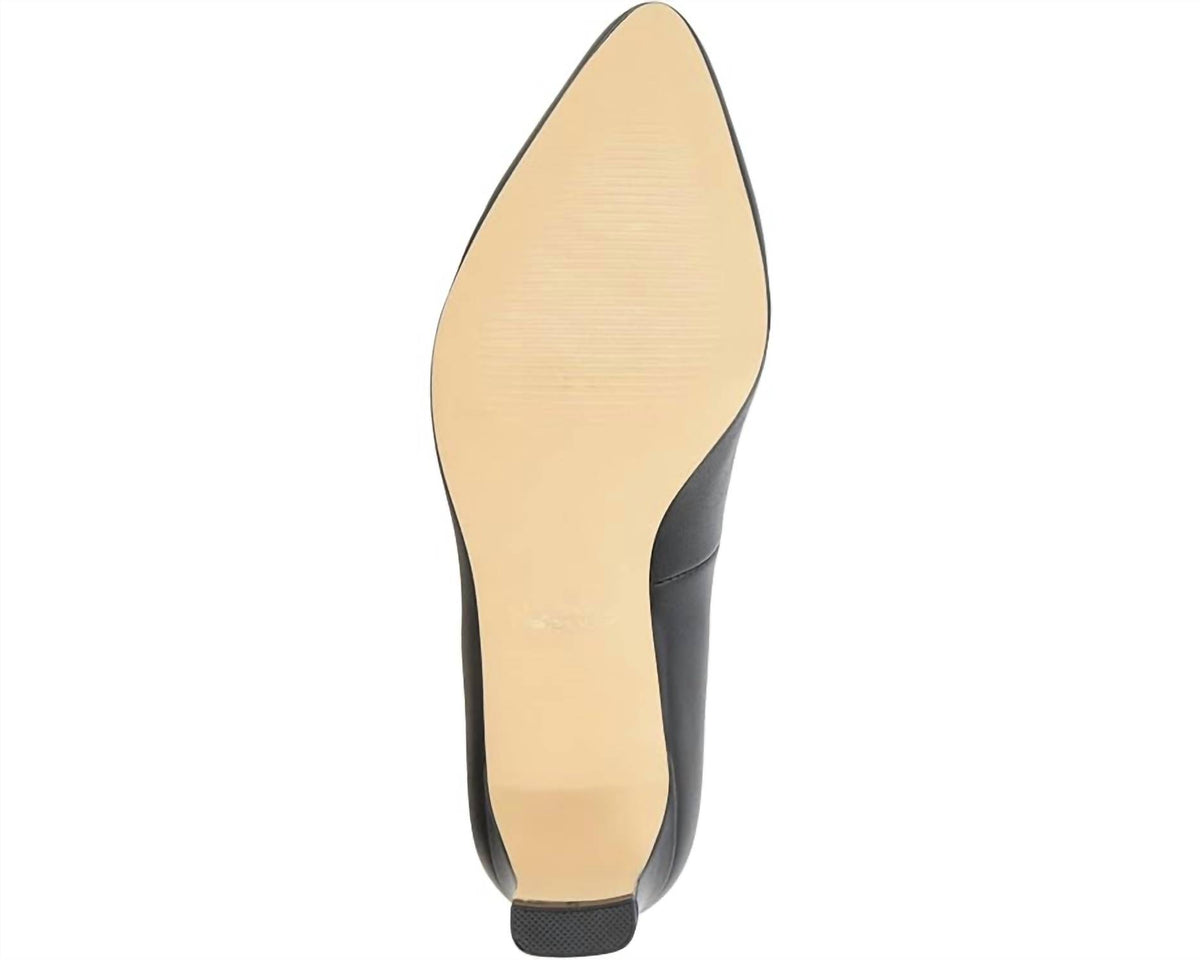 Andre Assous - Women's Wynne Sandals