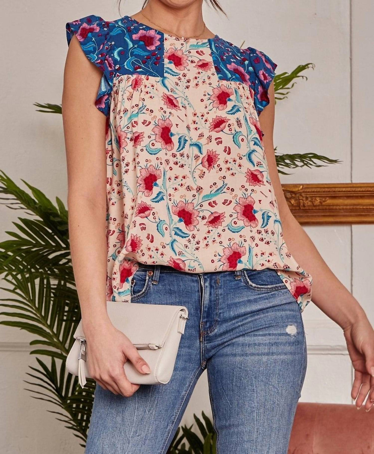 Andree By Unit - Contrasting Floral Print Blouse