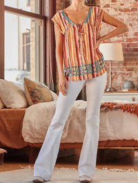 Andree By Unit - Elise Embroidered Top
