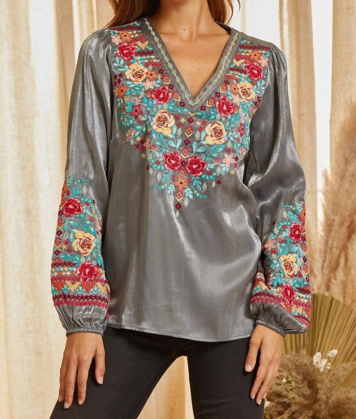 Andree By Unit - Floral Embroidered Shimmering Blouse