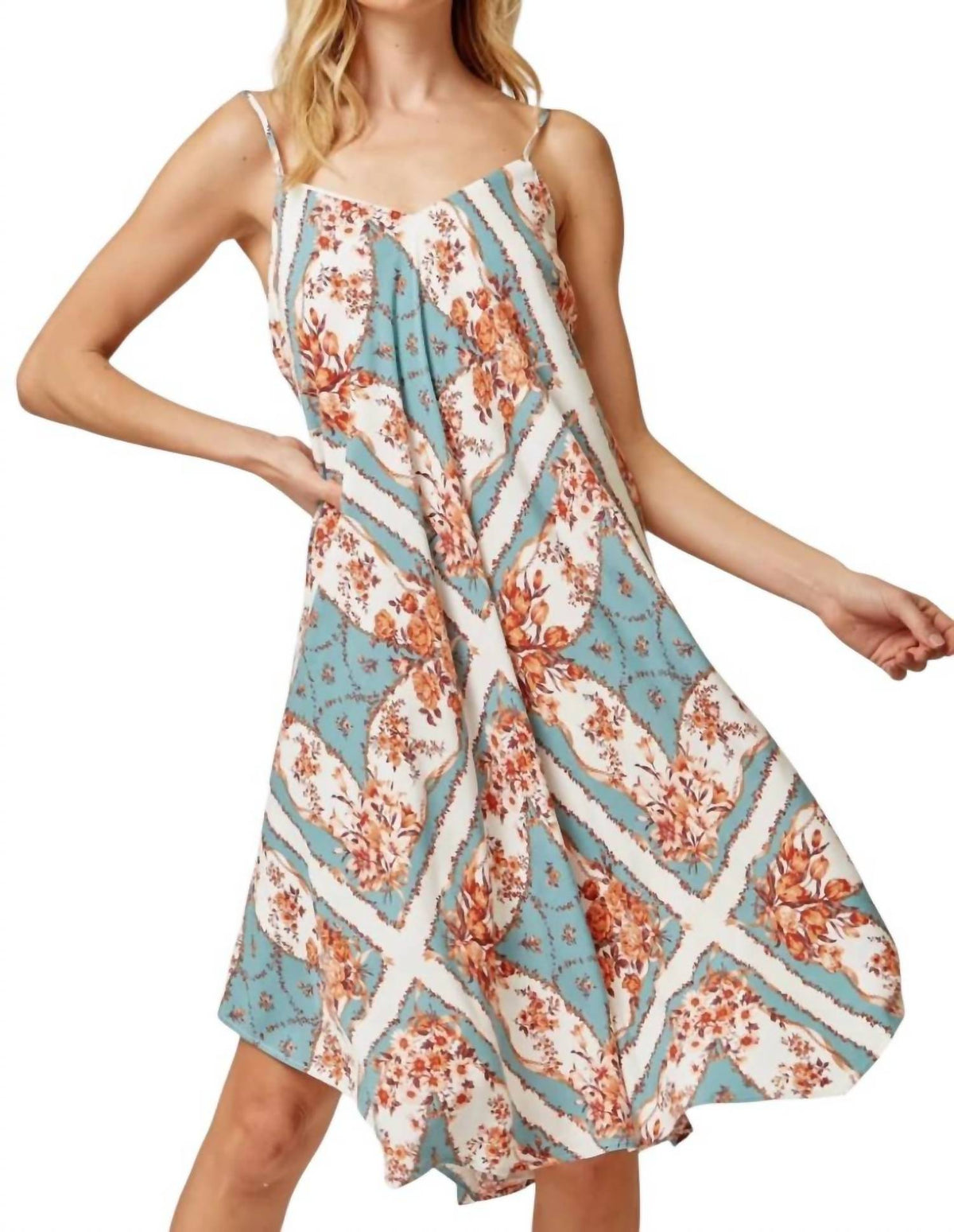Andree By Unit - A Lovely Day Dress