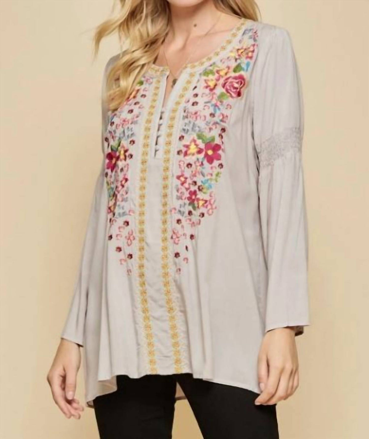 Andree By Unit - Ocho Rios Embroidered Top - Plus