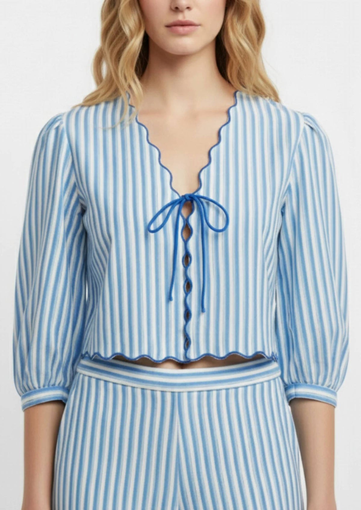Anna Cate - Jane V-neck Top