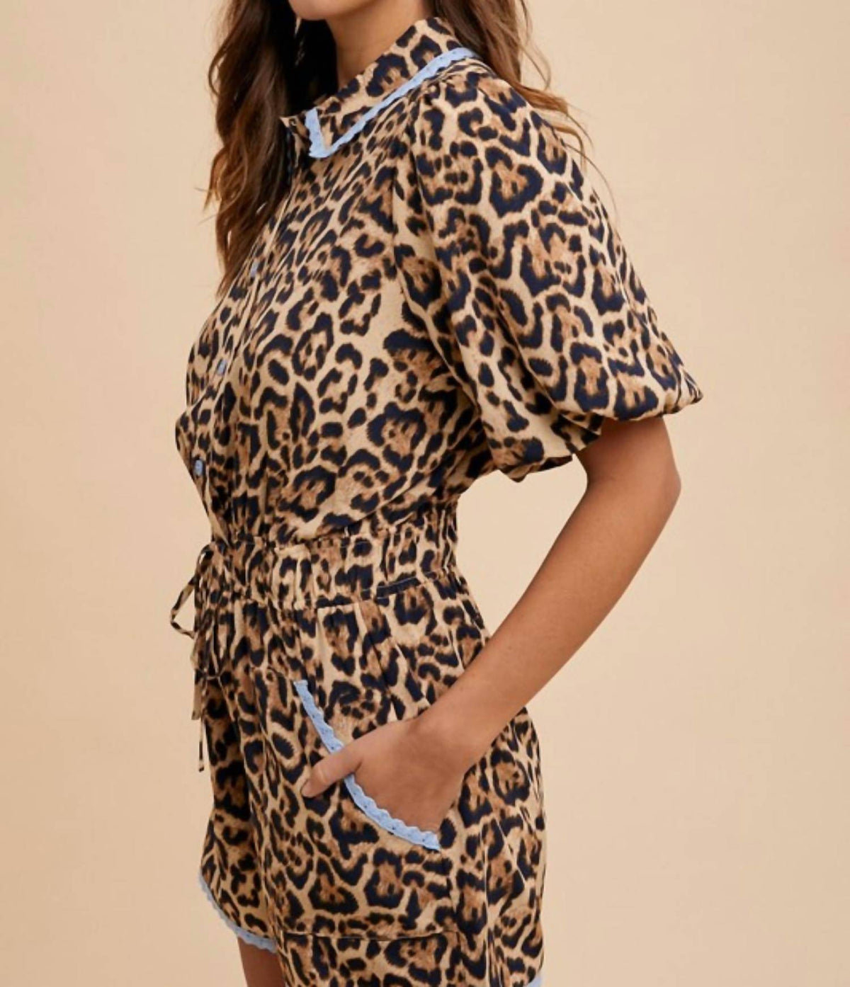 Anniewear - Lace Trimmed Leopard Print Button Down Romper