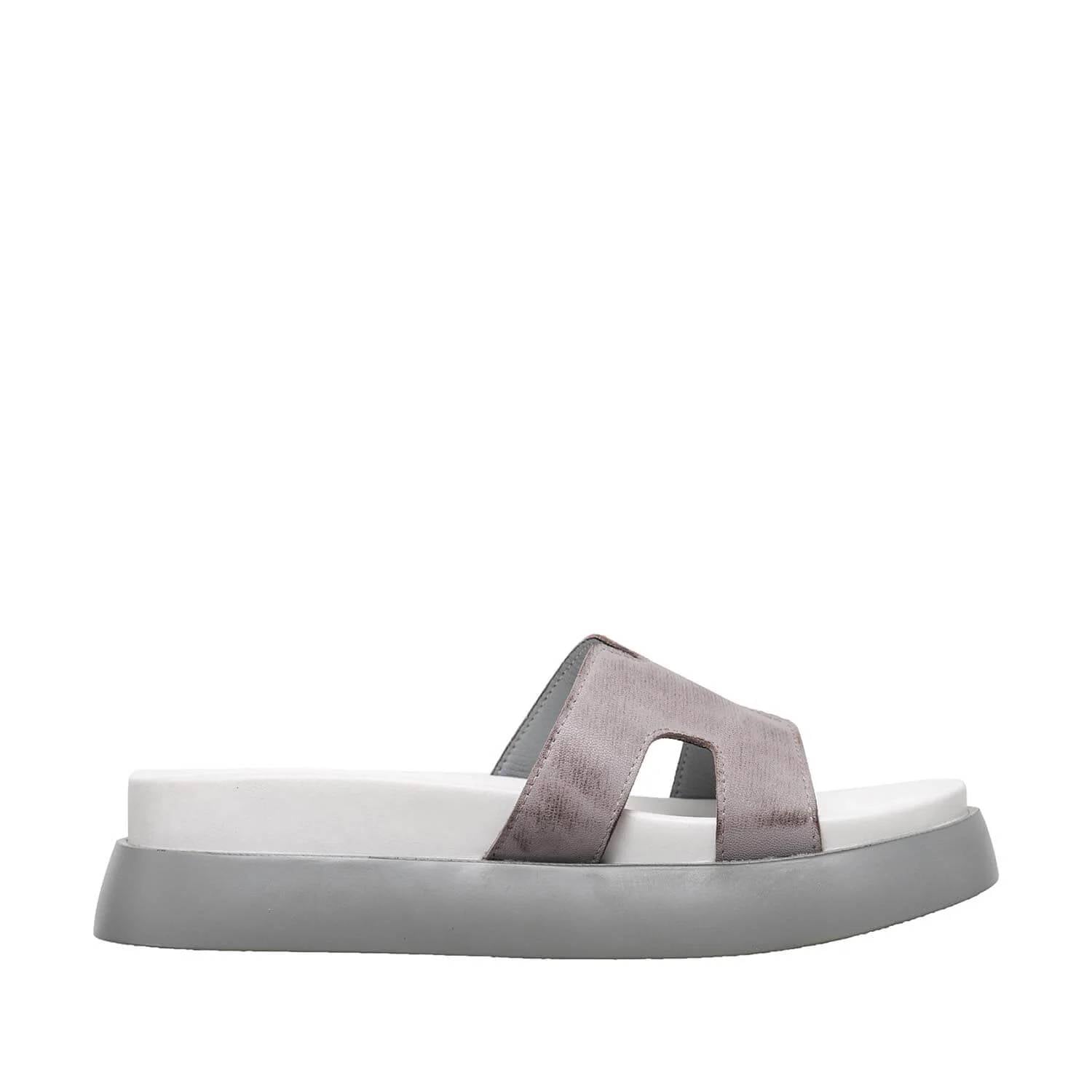 Antelope - Women's Savvy Sandal - grey - leather - sandals