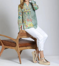 Apny - Button-up Vibrant Blouse
