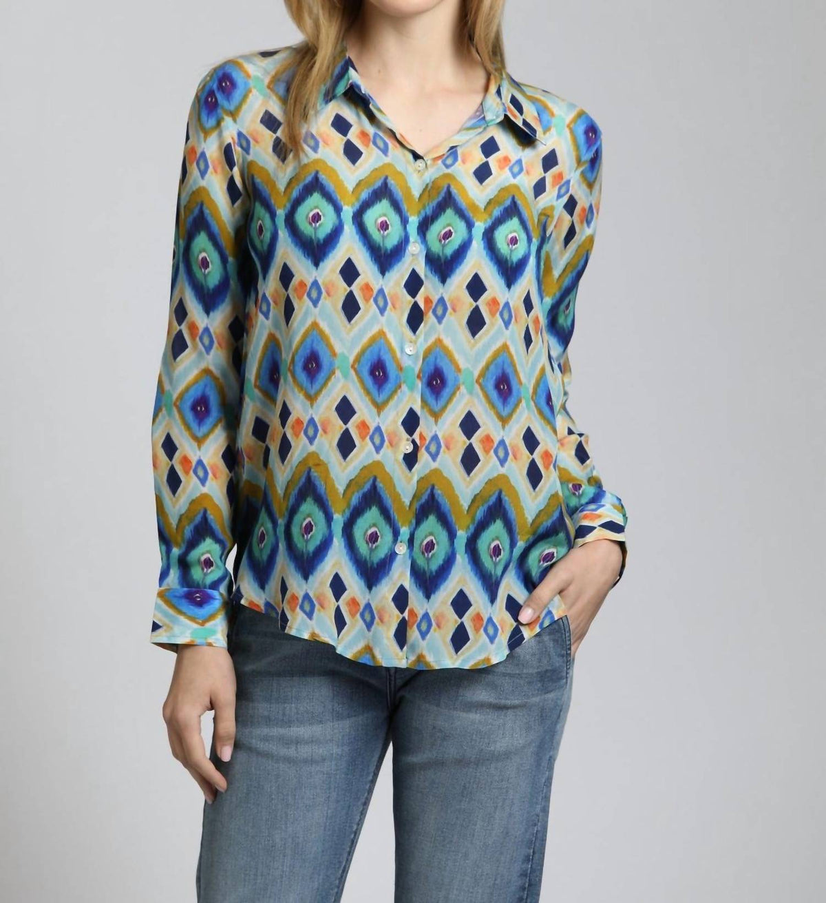 Apny - Colorful Geometric Stripe Button Up Top