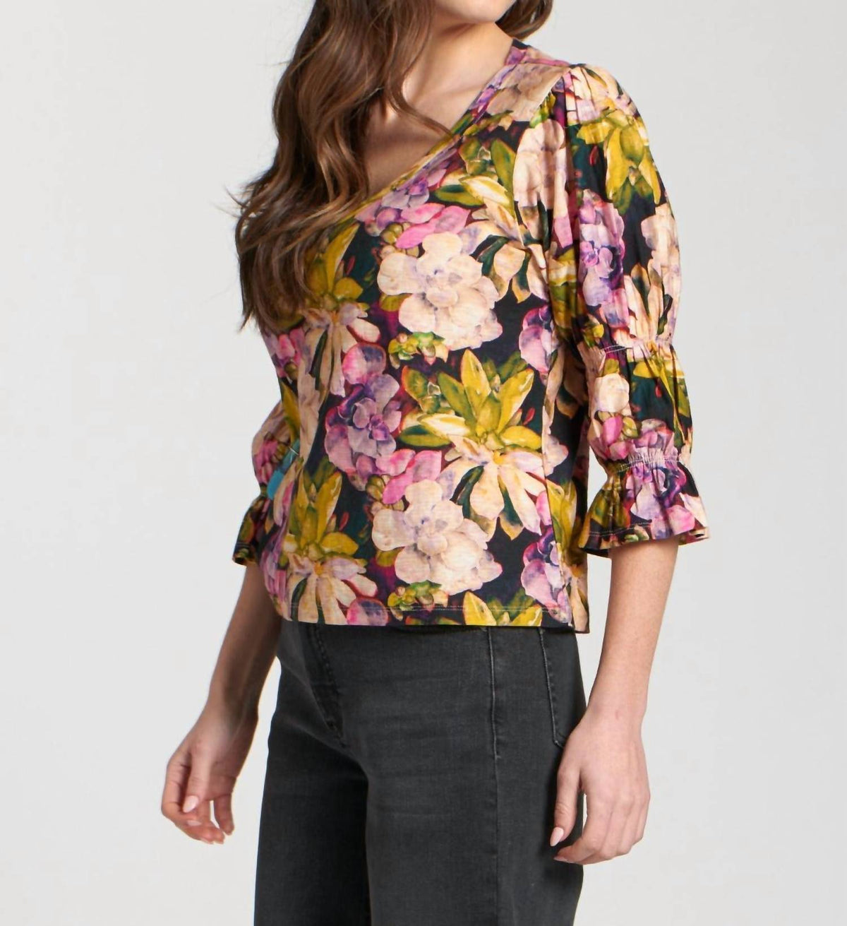 Apny - Scrunch Sleeve Floral Top