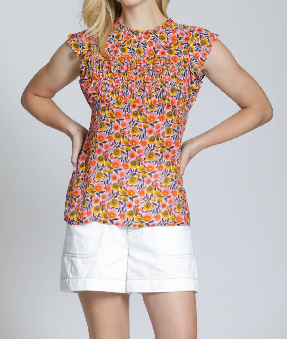 Apny - Sleeveless Flutter Sleeve Top