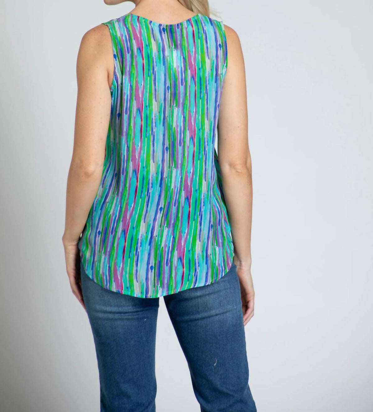 Apny - V-neck Tank