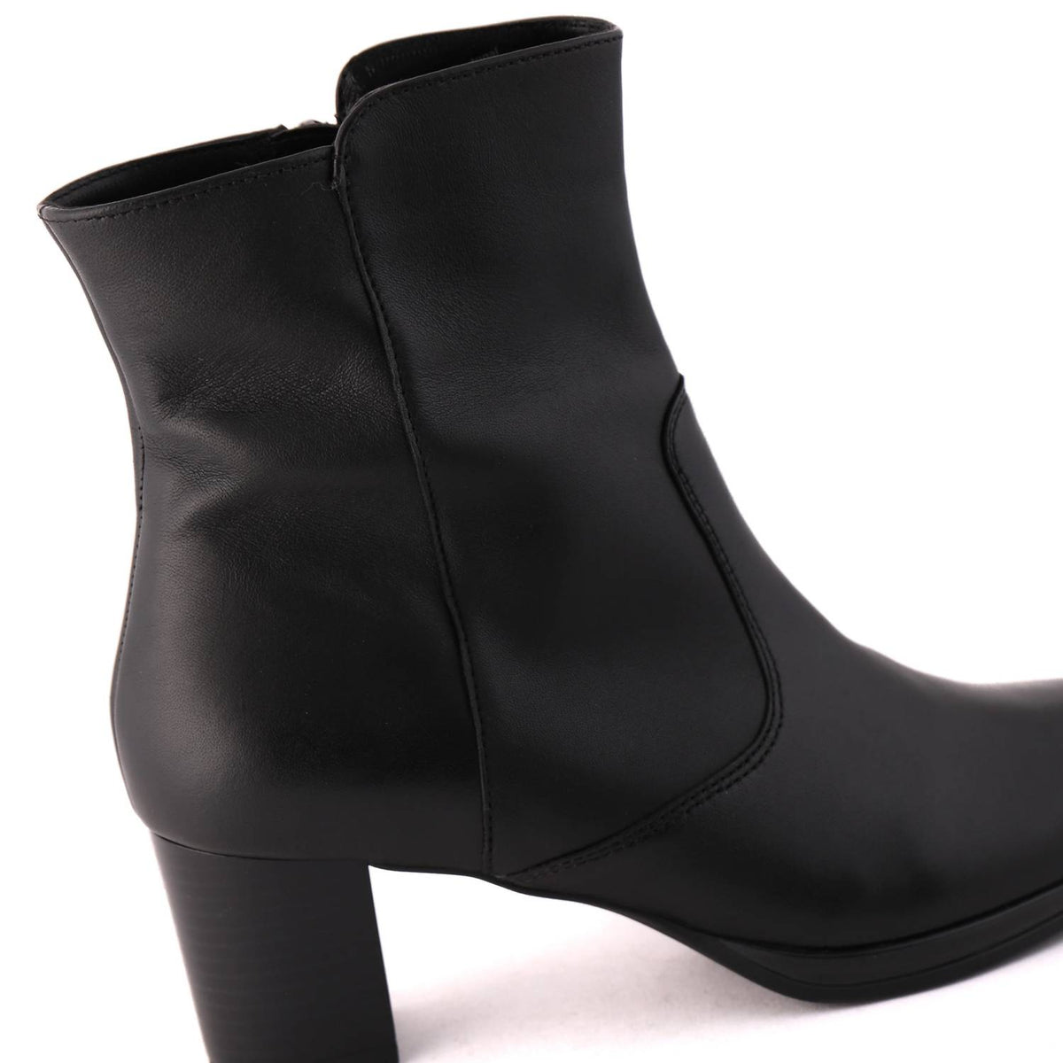 Ara - Women's Osmanthus Leather Boot