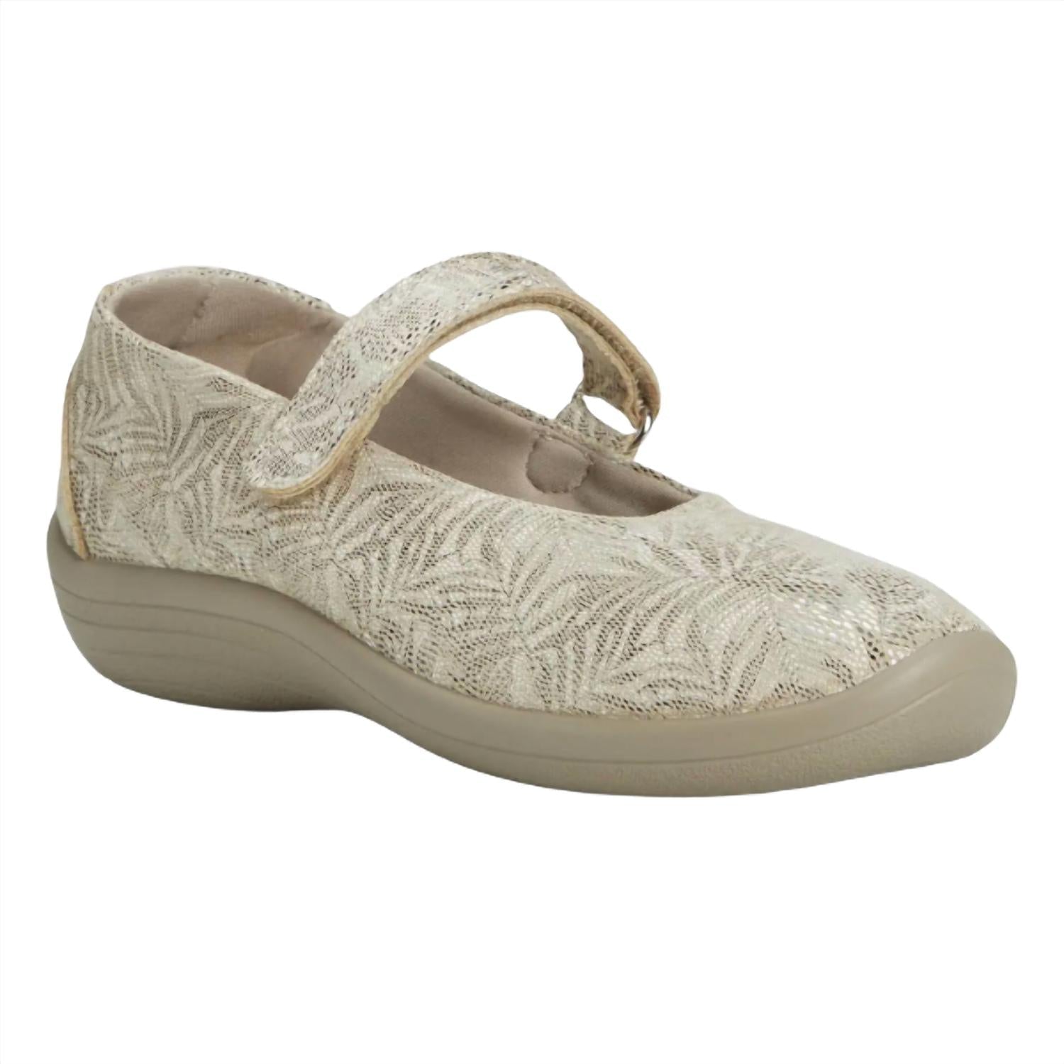Arcopedico - Women's Estrela Shoes - beige - flats - loafers
