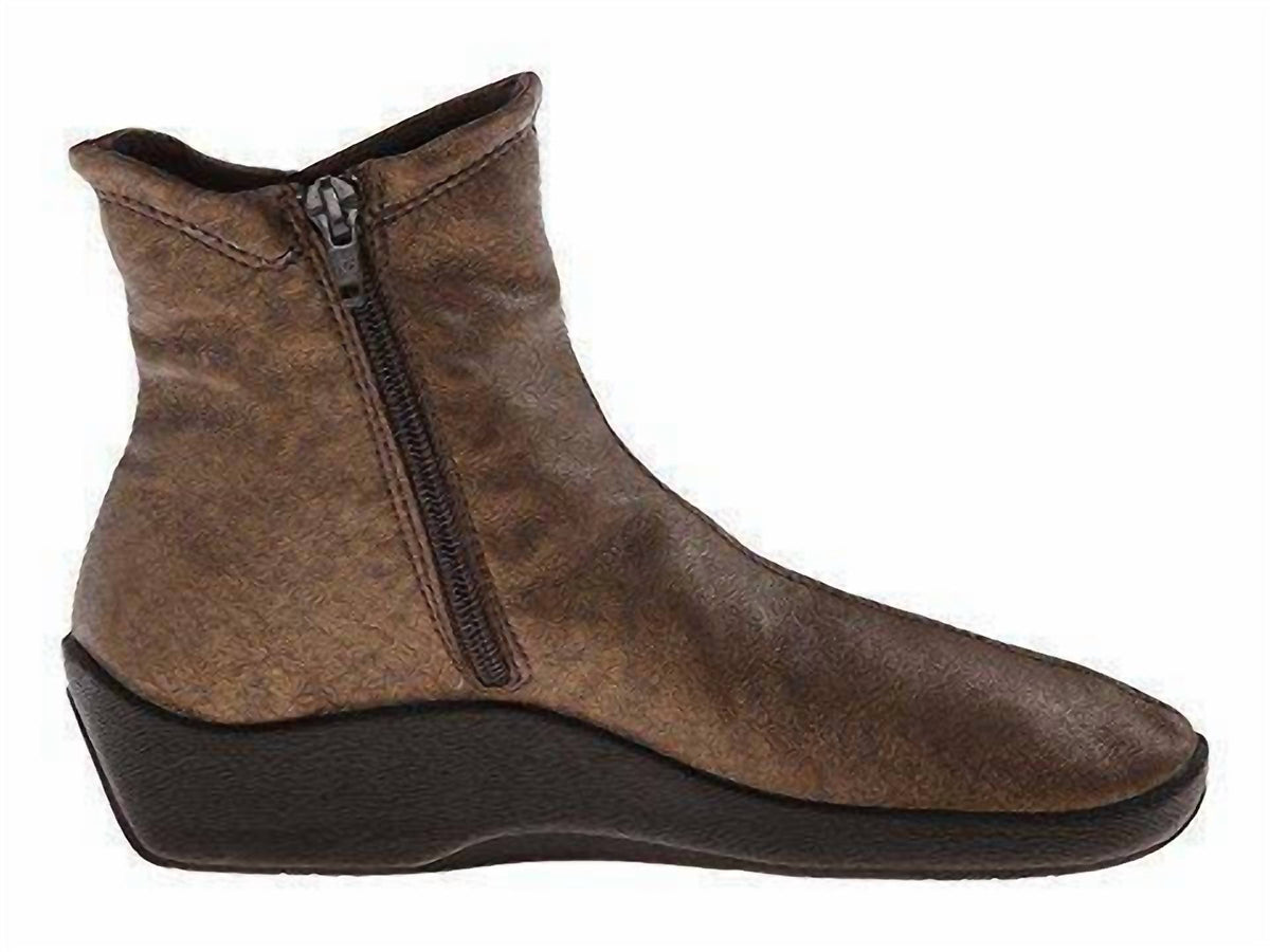 Arcopedico - Women's L19 Boot