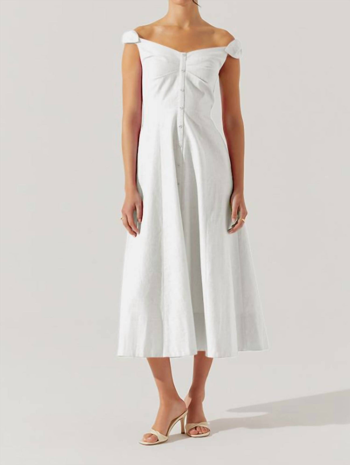 Astr - Charelin Dress