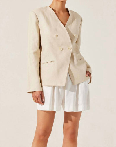 Astr - Dannika Blazer