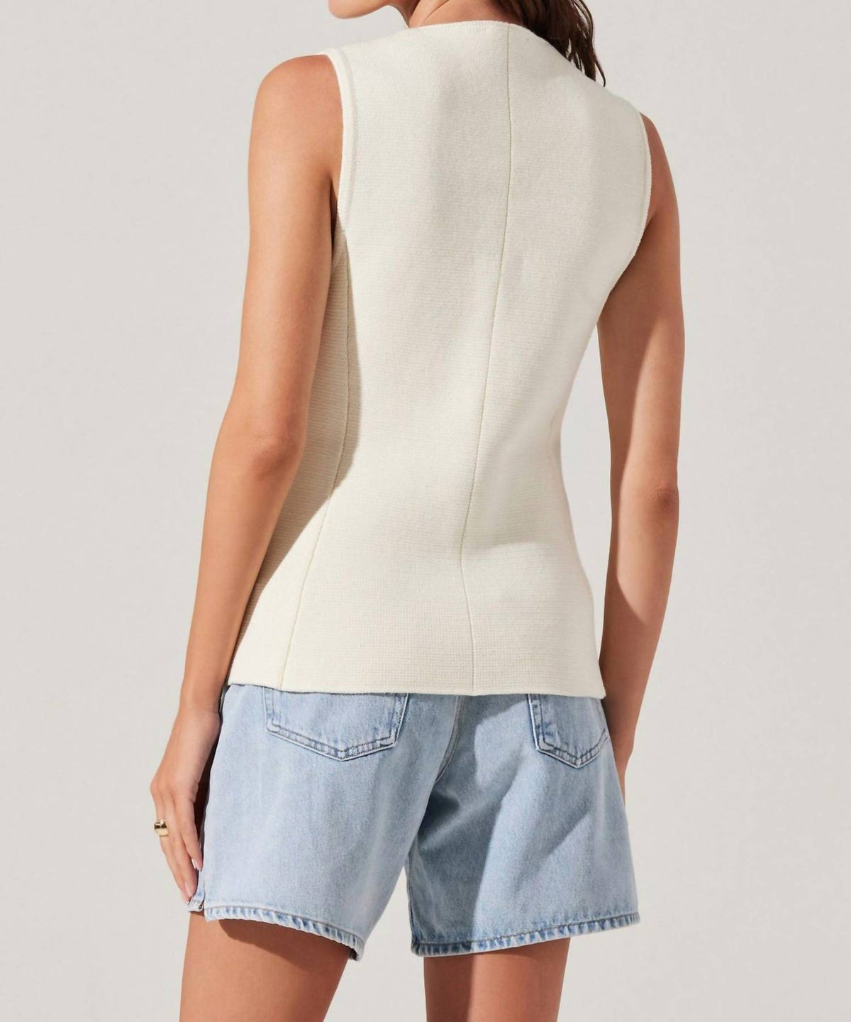 Astr - Jayce Sweater Vest Top