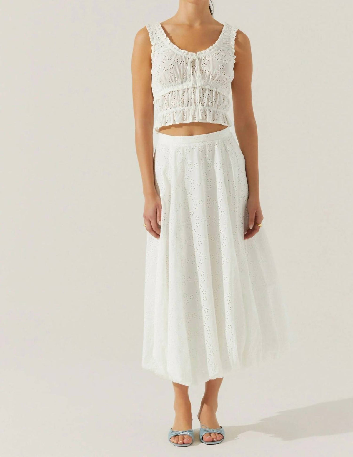 Astr - Kissel Tiered Eyelet Top