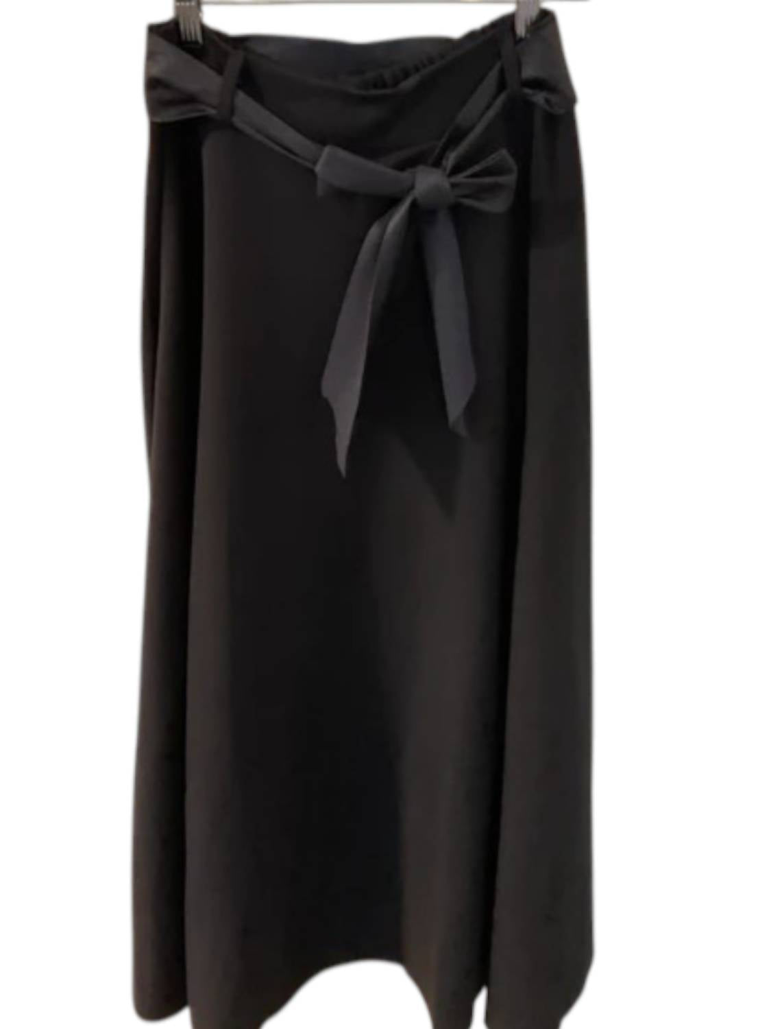 Astrid - Women's Solo Midi Skirt