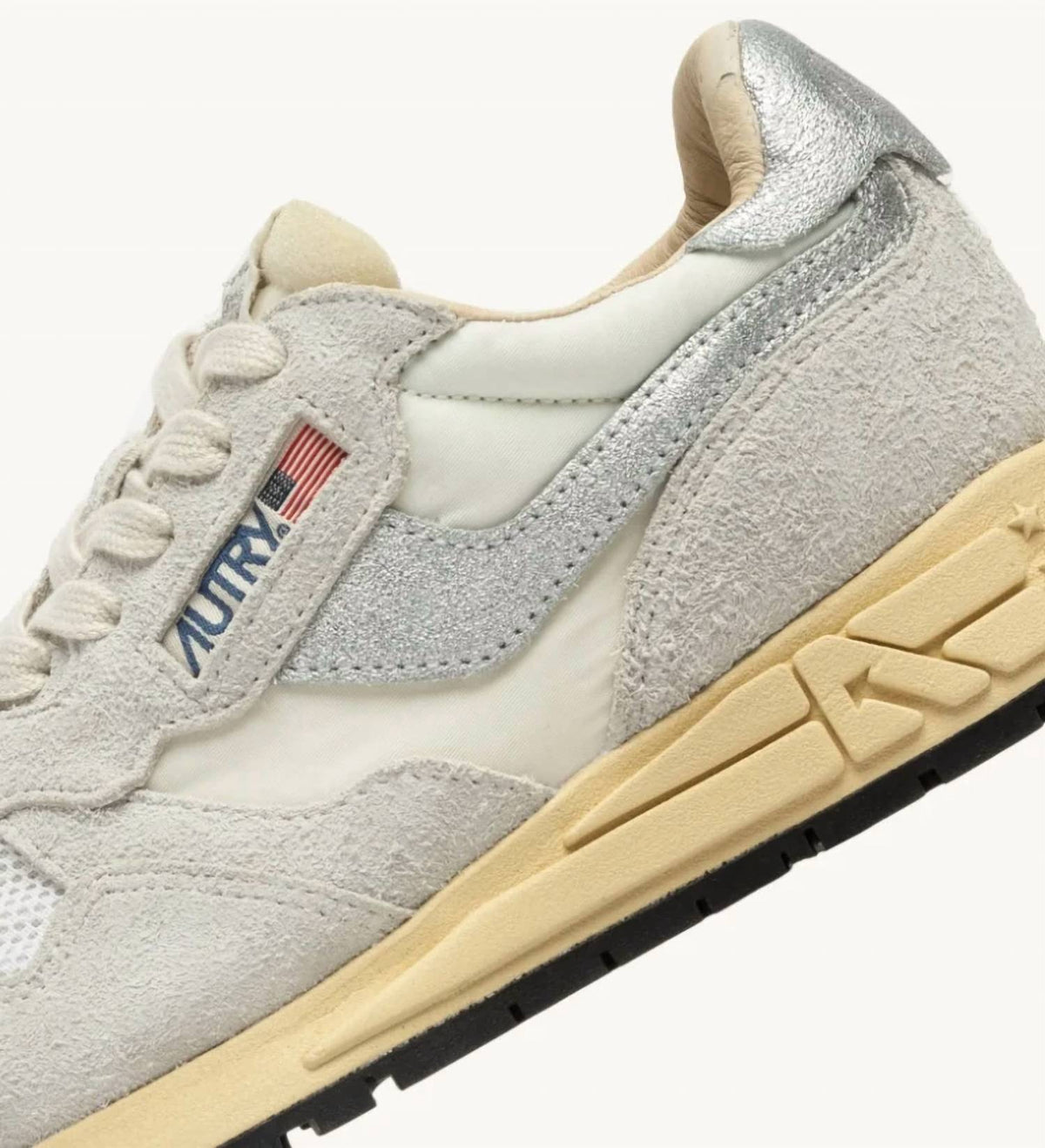 Autry - Women's Reelwind Low Sneaker