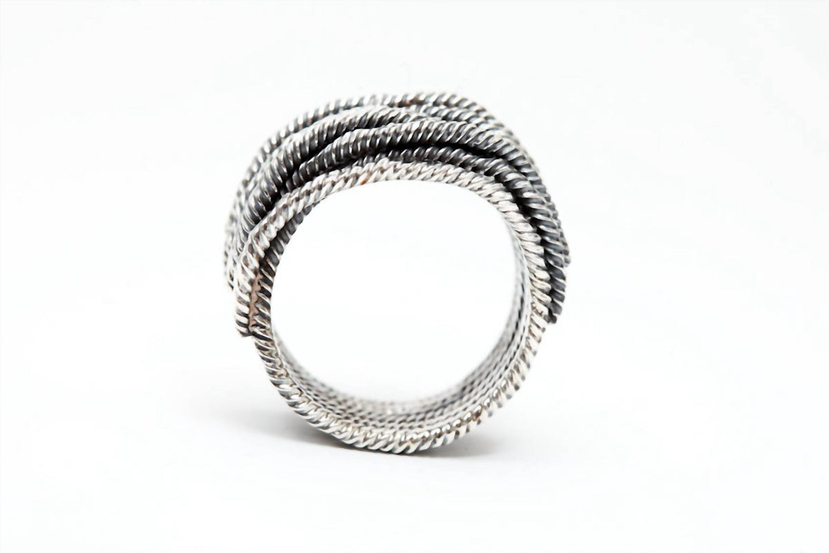 Avenue Chic - Women's Sparkle Wrap Ring
