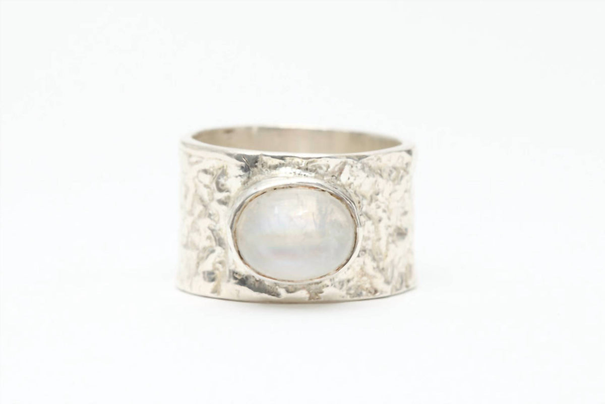 Avenue Chic - Women's Rainbow Moonstone Ring