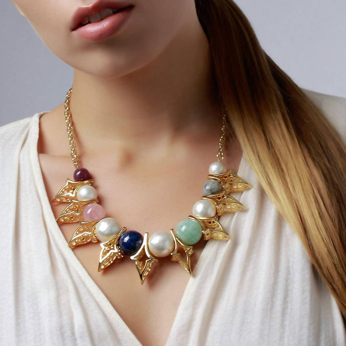Avenue Chic - Women's Temple Muse Necklace