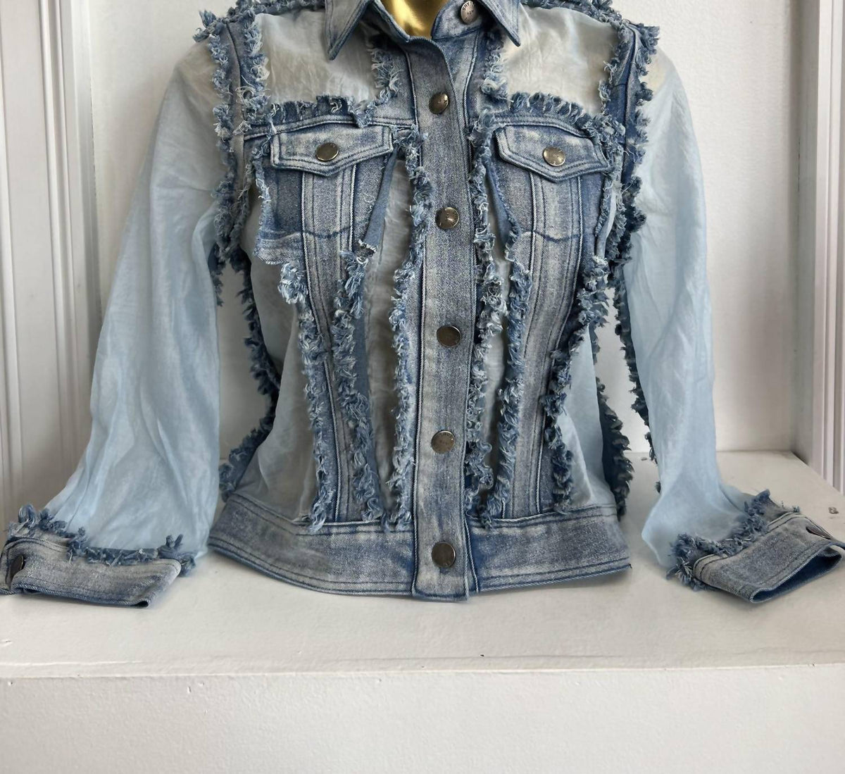 Azi - Women's Sheera Denim Long Sleeve Jacket