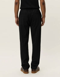 Les Deux Como Tapered Drawstring Pant in black - men's pants - detail view