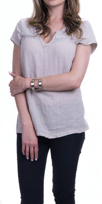 Gigi Moda - Fiona V-Neck Tee
